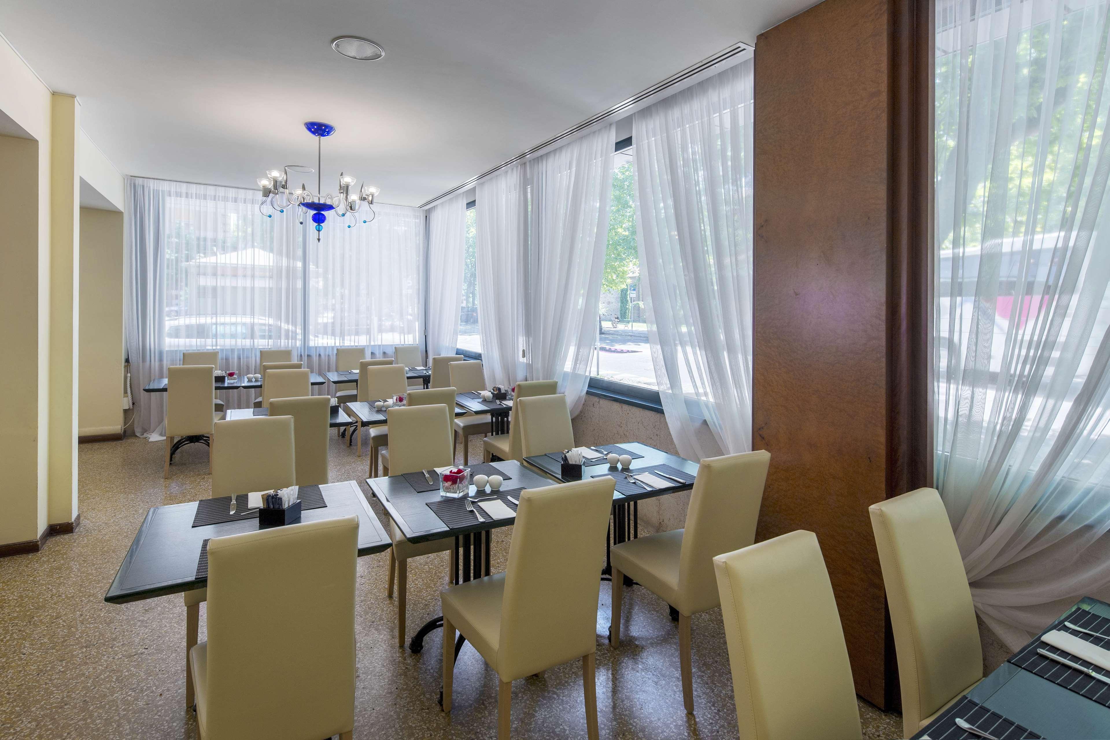 Hotel Nh 4*